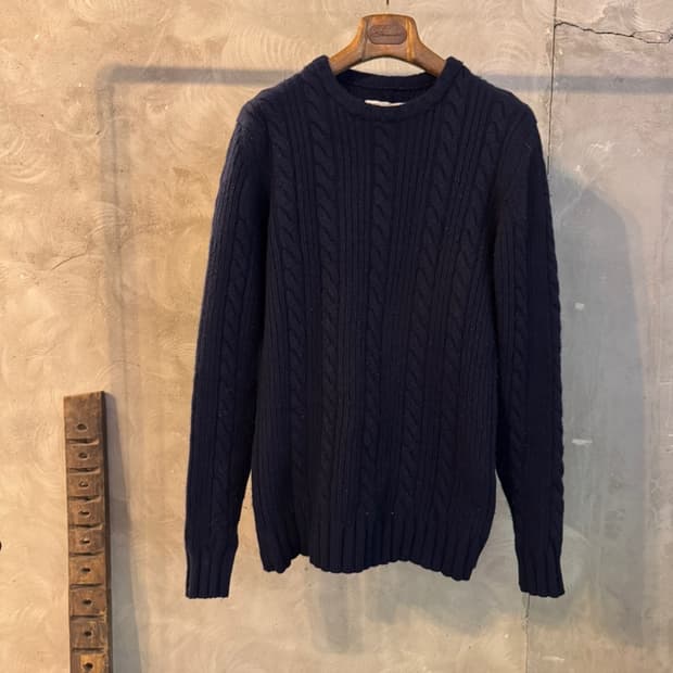 어빈 앤 윌스 케이블 니트 100