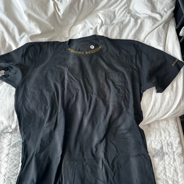 크롬하츠 / 넥로고 포켓 티셔츠 / 블랙-올리브그린 / XL