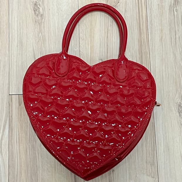 디어마이러브 디마럽 레드 에나멜 퀼팅 발렌타인데이 하트백
