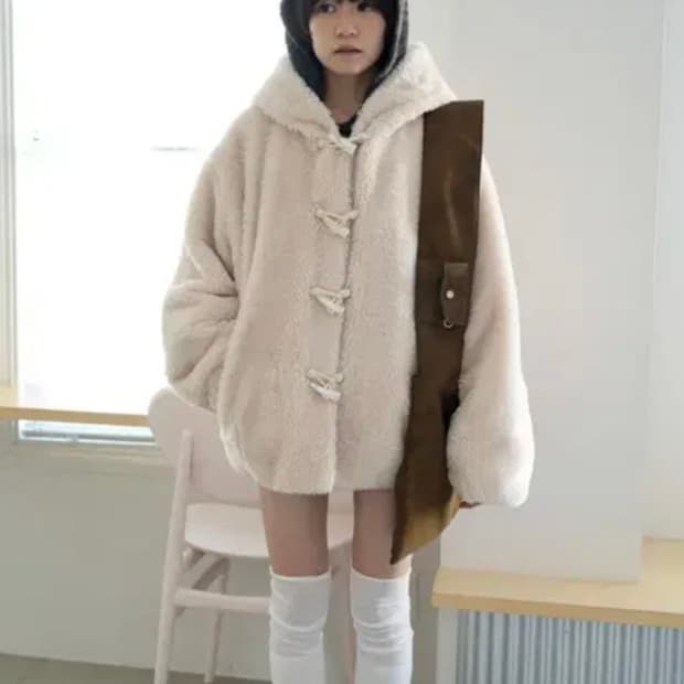 인앤양인하모니 리버시블 퍼자켓 cream