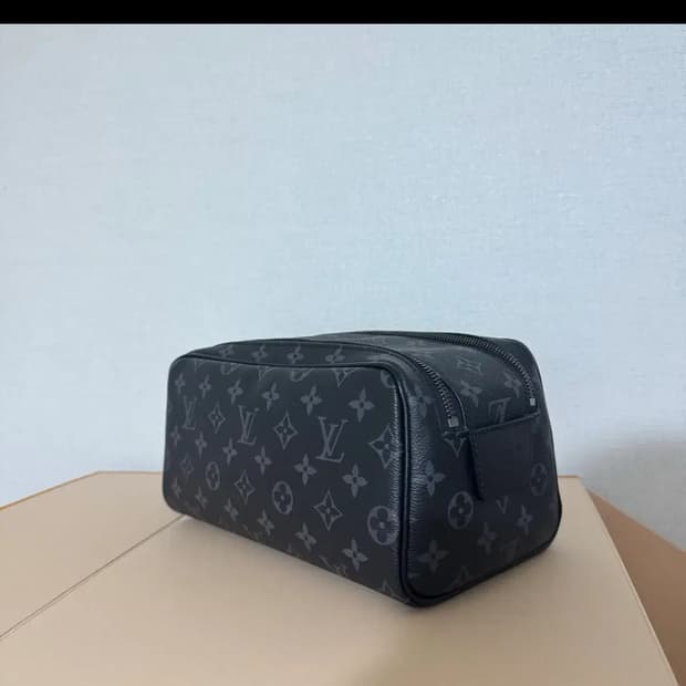 [정품/OS] 루이비통 이클립스 돕키트