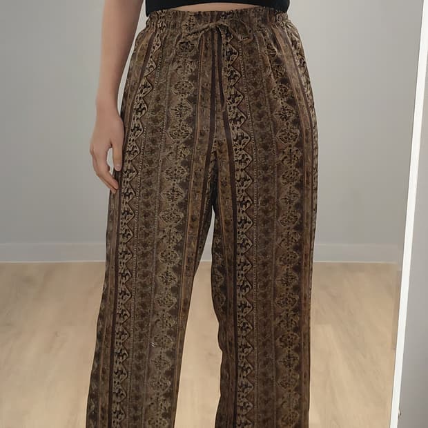 Bohemian pattern pants