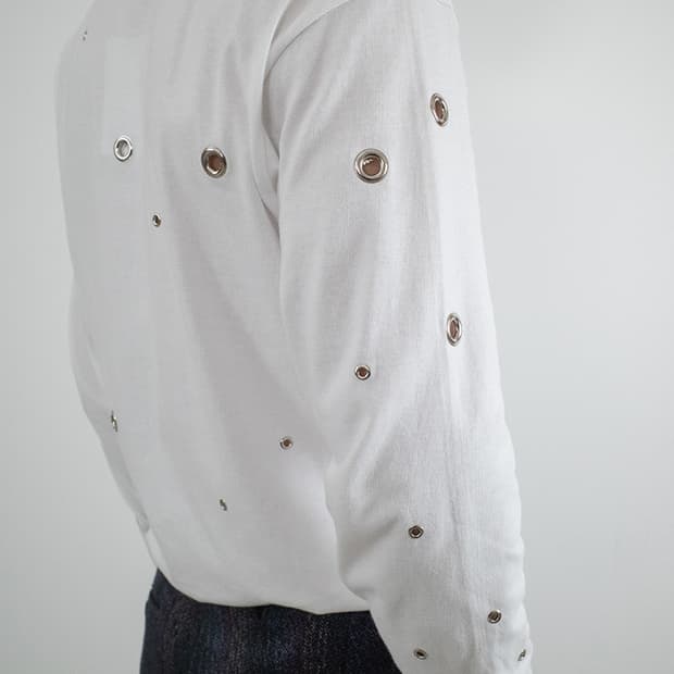 doesntmatter 더즌매러 아일렛 티셔츠