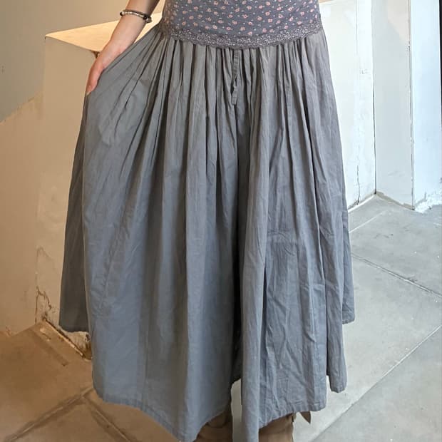 OS)Japanese vintage 여성 셔링 롱 스커트