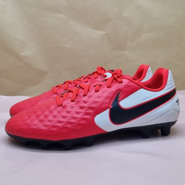 나이키 티엠포 레전드8 풋살화 255