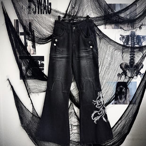 00s embriodery bootscut jeans