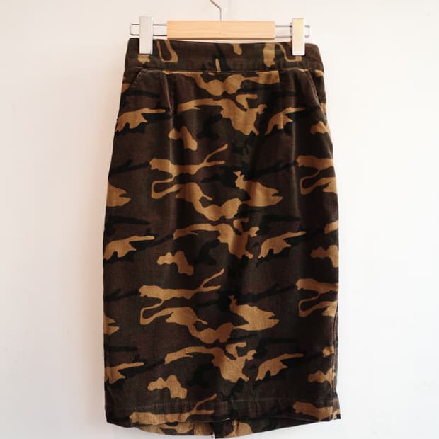W closet 카모패턴 코듀로이 밴딩 스커트 (26~29인치)