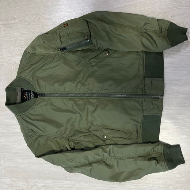 알파인더스트리 항공자켓 여자M