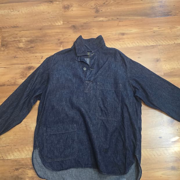 나이젤카본 청셔츠 판매합니다 