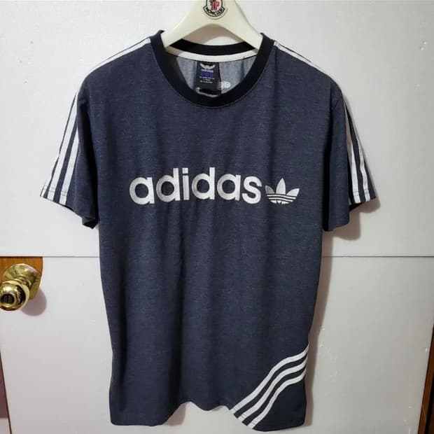 495 ) 자수 아디다스 m 빅로고 유니크 반팔 여m 남s