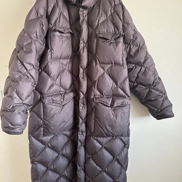 스탠드얼론 롱패딩