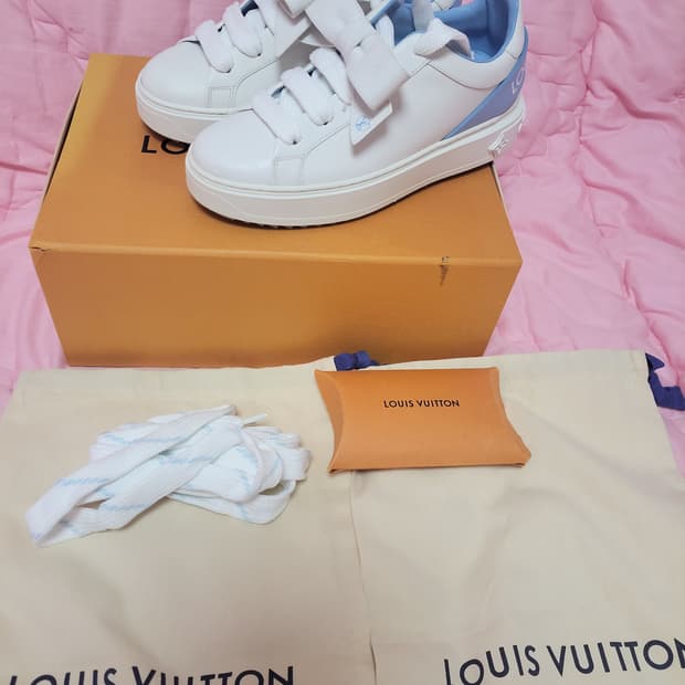 정품)급처명품세탁완료상태좋음!루이비통 리본 타임아웃 태연 스니커즈 운동화