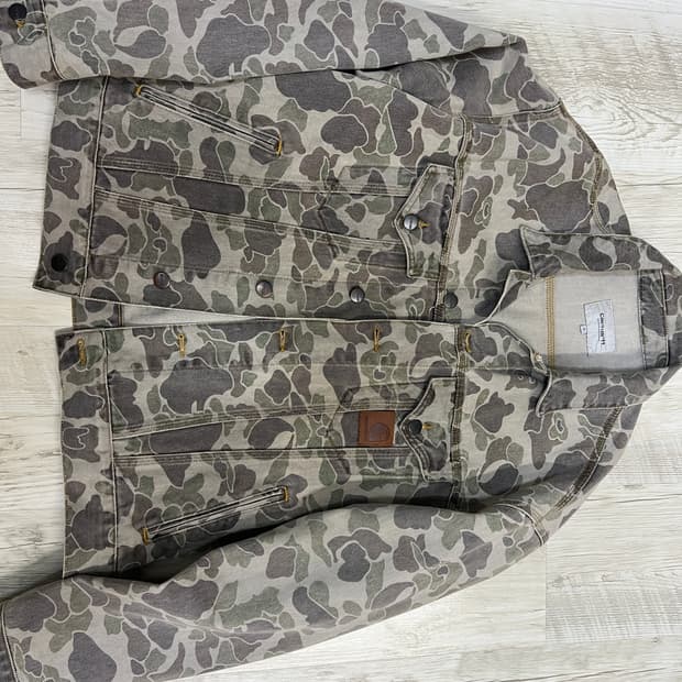 칼하트 덕카모 트러커자켓 s사이즈