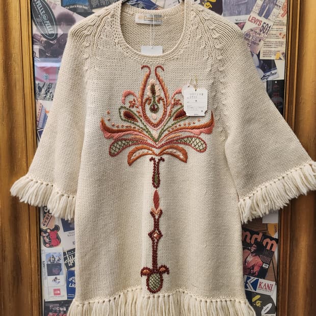 Coronation 핸드메이드 자수 울 니트 