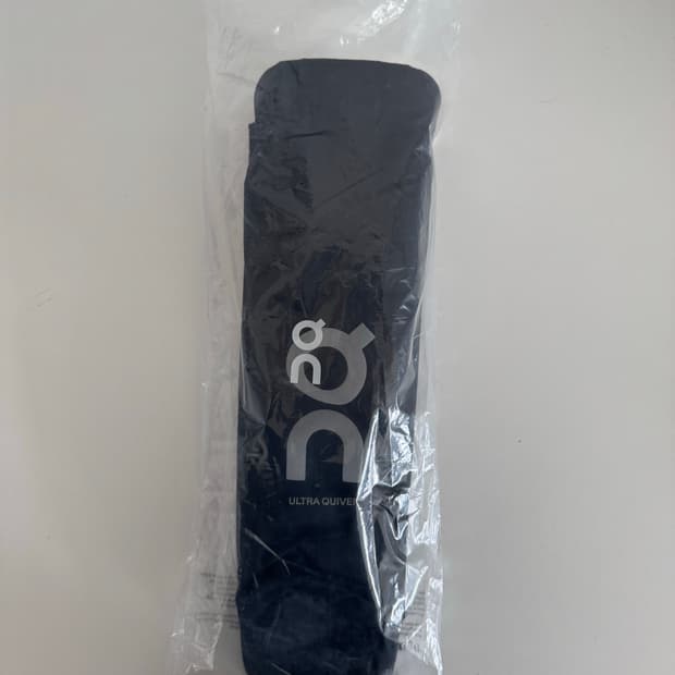 온러닝 울트라 퀴버 Black