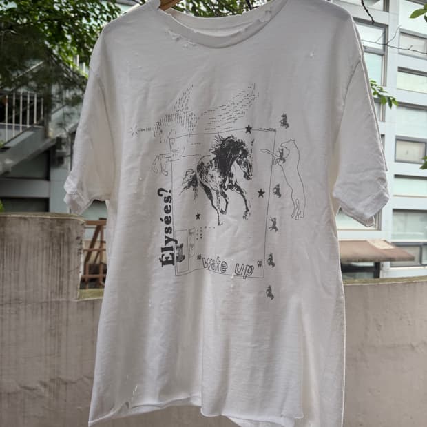 “Wake up” Worn-out Halfsleeve Tee