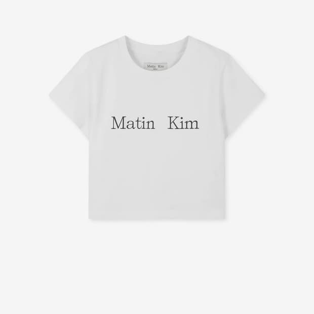 마뗑킴 MATIN KIM LOGO CROP TOP IN WHITE
