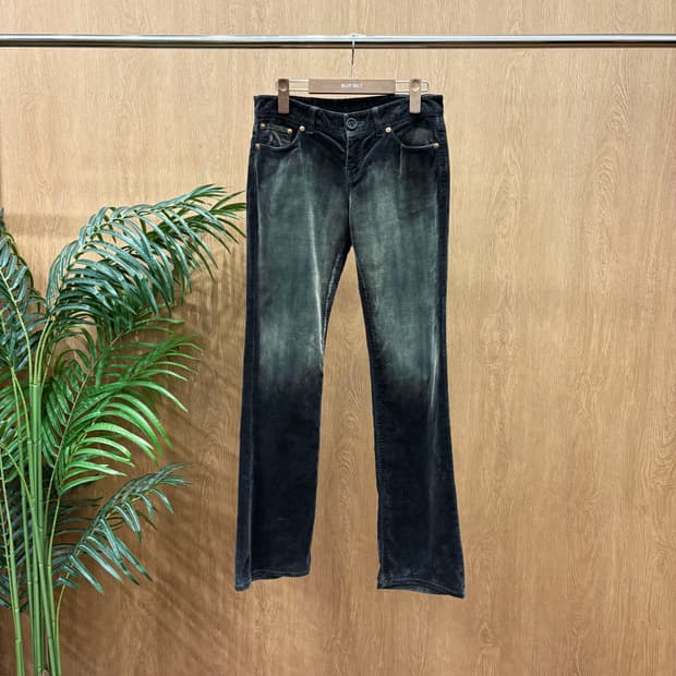 폴스미스 부츠컷 팬츠 코듀로이 벨벳 그라데이션 워싱 버튼 디테일 흑청