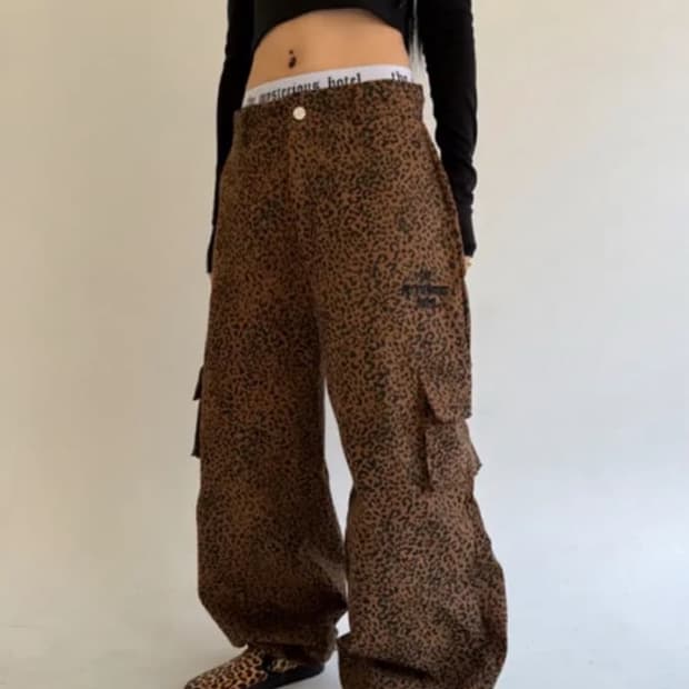 더미스테리어스호텔 레오파드 카고팬츠