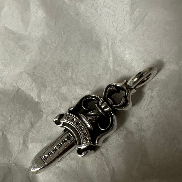 크롬하츠 더블대거 팬던트