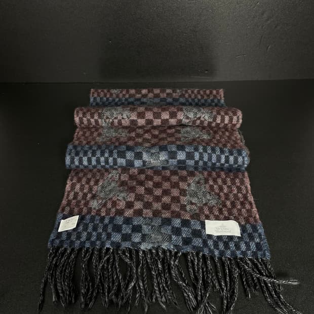 비비안웨스트우드 자수 로고 울 머플러 목도리