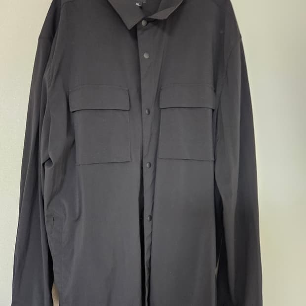 클럽모나코 블랙 셔츠형 자켓