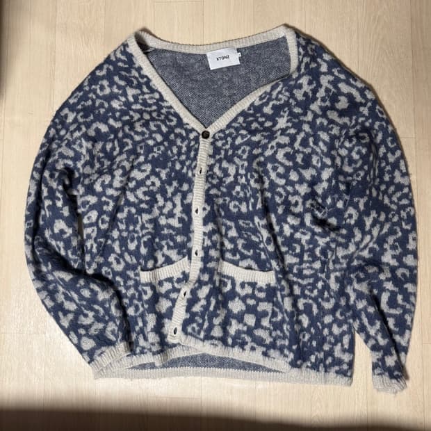 엑스톤즈 레오파드 가디건
