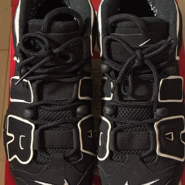 나이키 에어 모어 업템포