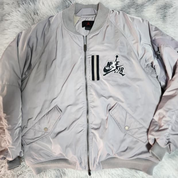 조던 Nike Air 봄버 자켓 그레이