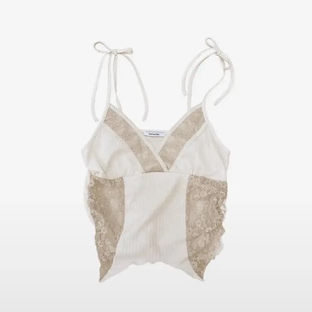 투머치택스 LACE PANEL CAMI TOP 아이보리