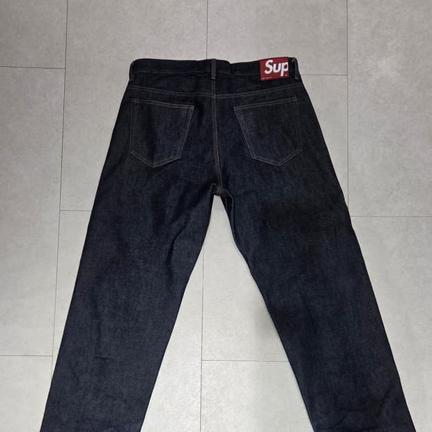 Supreme 루즈 핏 셀비지 리지드 생지 로우 데님 34