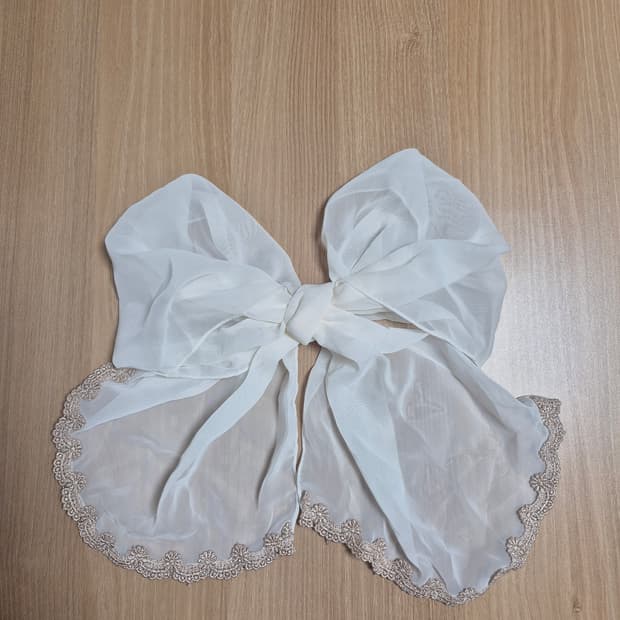 리즈리사 쉬폰리본브로치 아이보리칼라