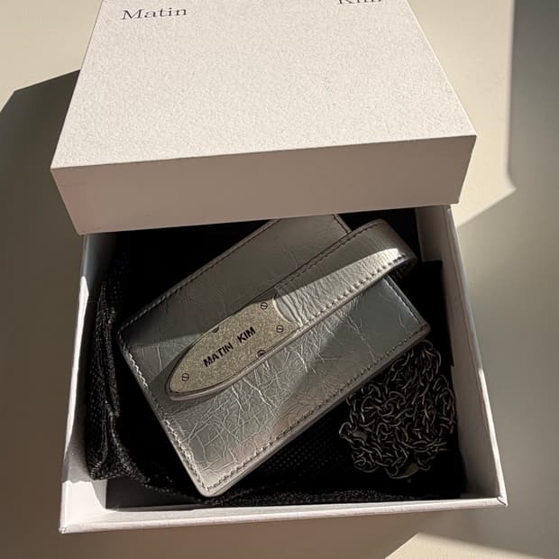 마뗑킴 아코디언 네크리스 카드지갑 실버