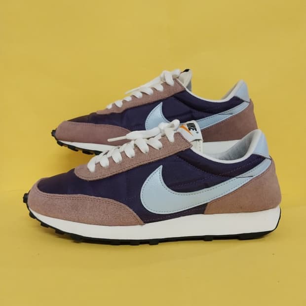 여성 나이키 데이브레이크 퍼플 플럼 에그플렌트 운동화 (240)