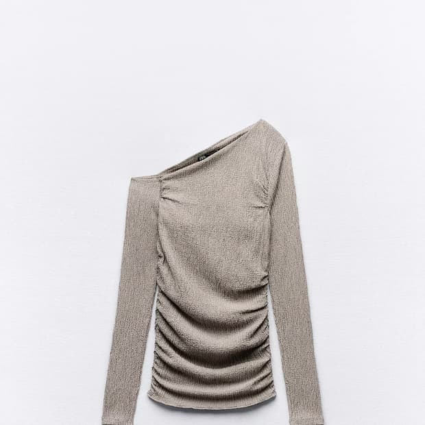 자라 텍스쳐 오프숄더 탑