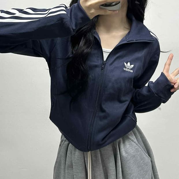 아디다스 신형 베켄바우어 트랙탑 희귀져지(M)