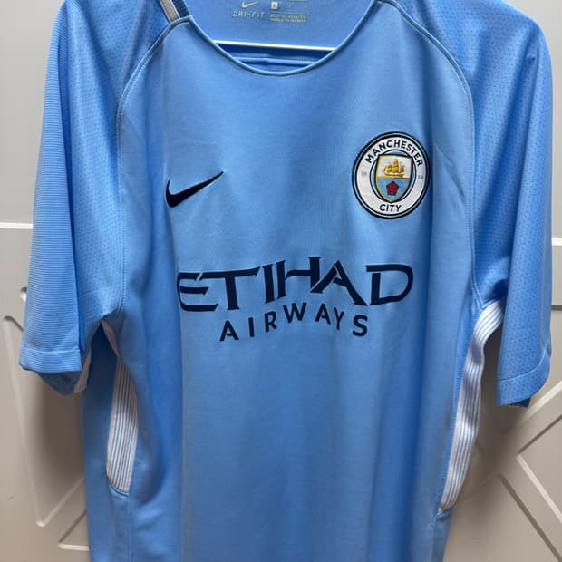 17-18 맨시티 더브리위너 유니폼