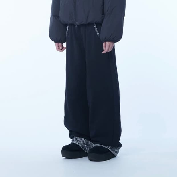 더콜디스모먼트 체크 팬츠