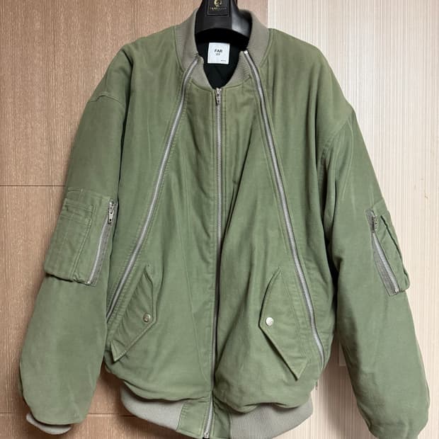 파아카이브 몰스킨 봄버 카키