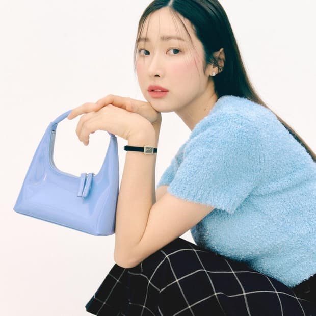 [MARGESHERWOOD x GROVE] 미니 호보백 블루