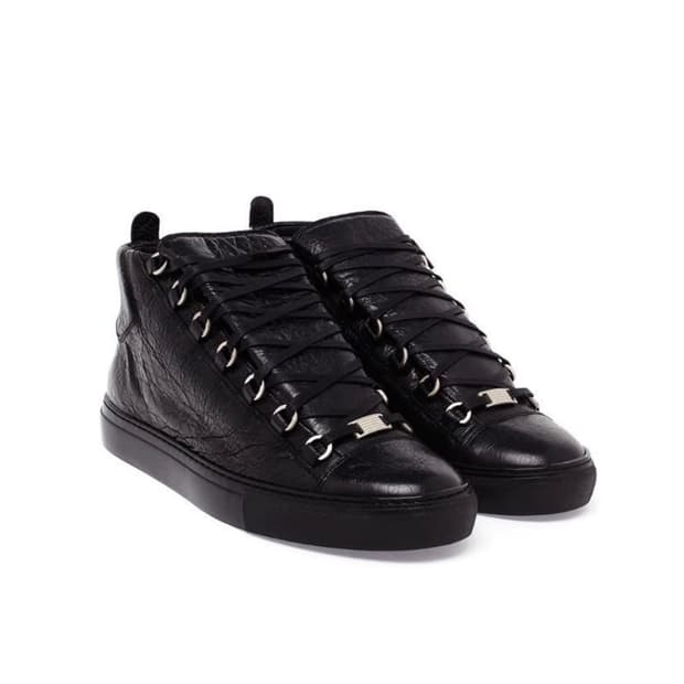 발렌시아가 아레나 구합니다 블랙 280~285구합니다