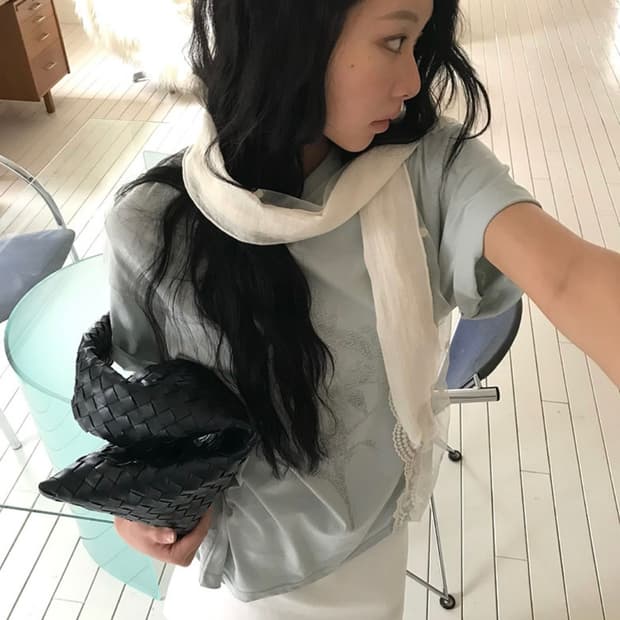 느웬 바닐라 랩 스카프