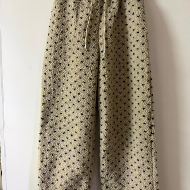 새상품 여자 도트 뽀글이 팬츠