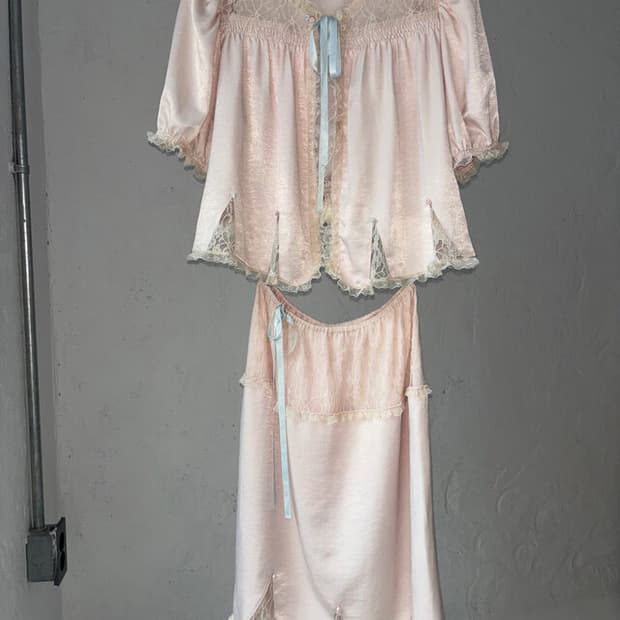 졸리레이드 Yvette Bed Jacket& Skirt