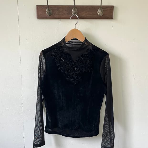 mB 블랙 시스루 블라우스