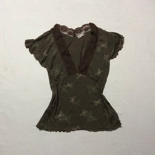 나비 무늬 레이스 탑 브라운