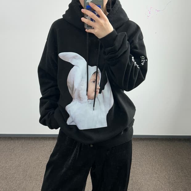 Acme de la vie 아크메드라비 사이드&백 로고 블랙 후드티 