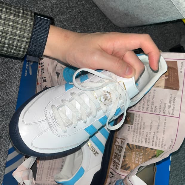 Adidas jeans (255)