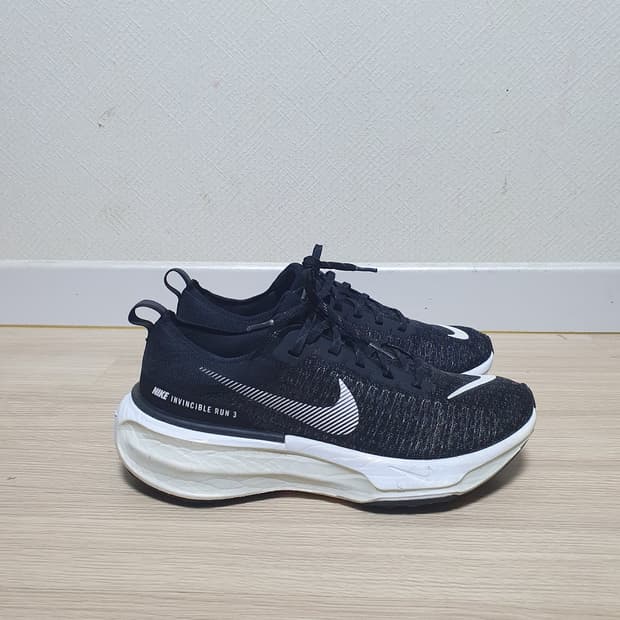 나이키 줌 인빈서블 런 3 러닝화 275