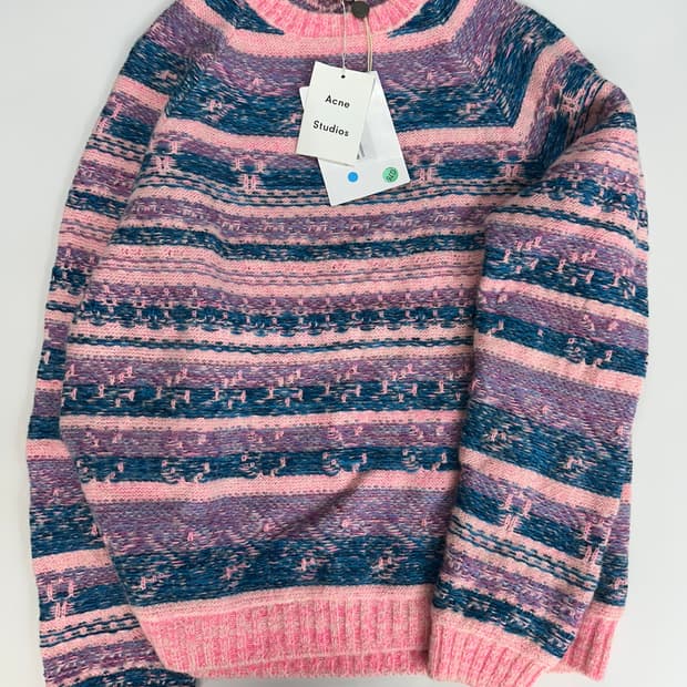 아크네스튜디오 니트